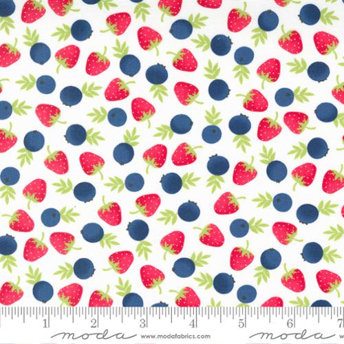 New 12pc Fat Quarter Bundle Berry Basket