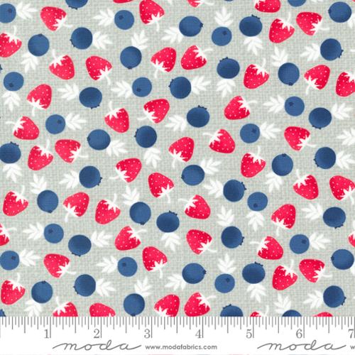 New 12pc Fat Quarter Bundle Berry Basket