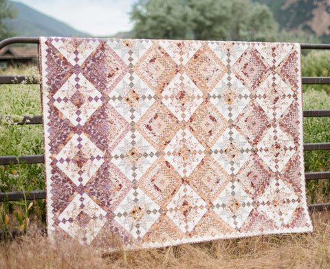 New 2025 Laura's Log Cabin Quilt Kit Modern Prairie Melissa Gilbert 84" x 100"