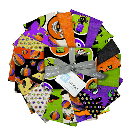 SALE SPOOKTACULAR Fat Quarter Bundle 19pcs QT Fabrics